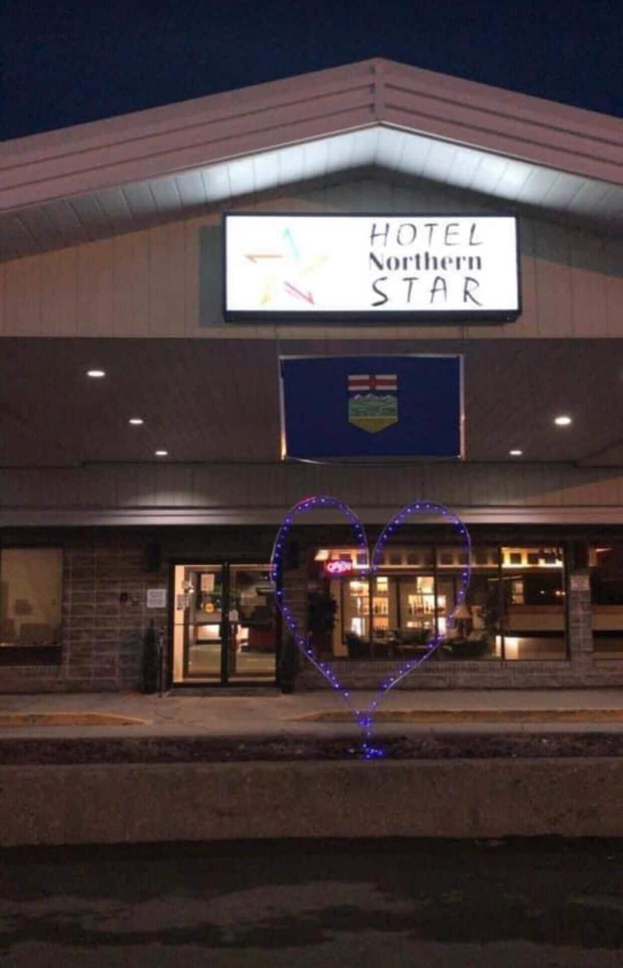 Northern Star Hotel & Convention Center Slave Lake Exterior foto
