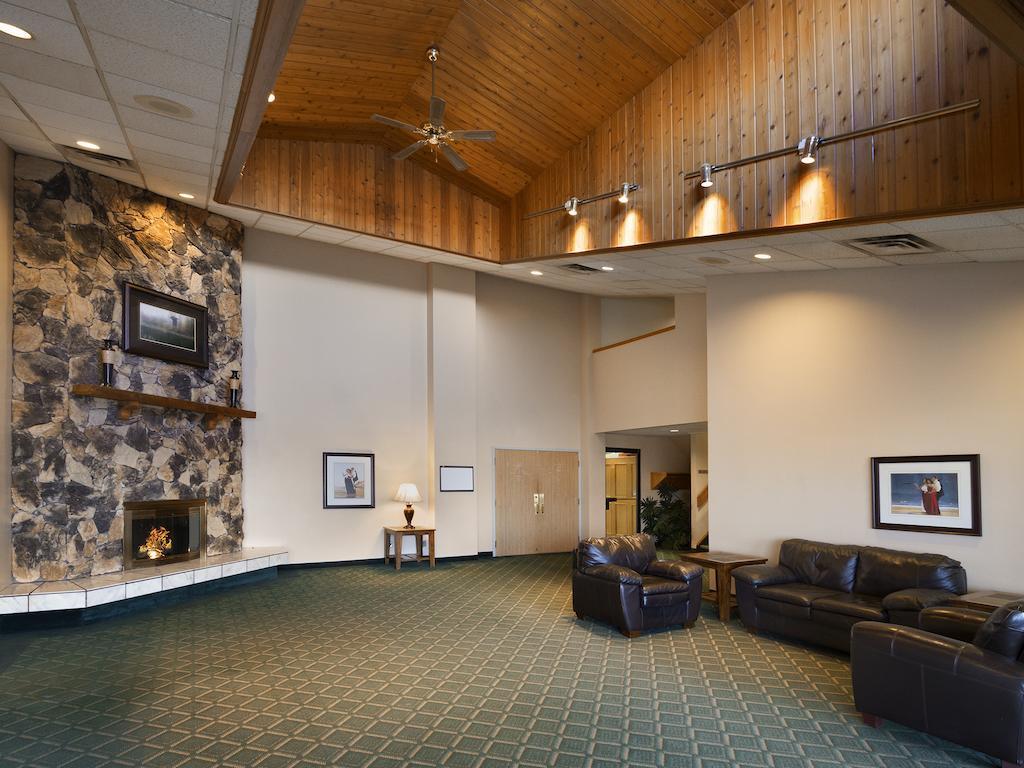 Northern Star Hotel & Convention Center Slave Lake Exterior foto